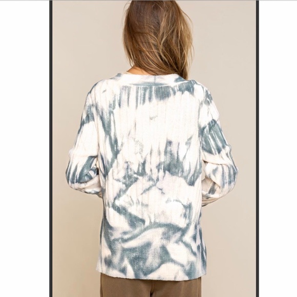 Cloudy Fog Button Up Cardigan - Picture 3 of 5